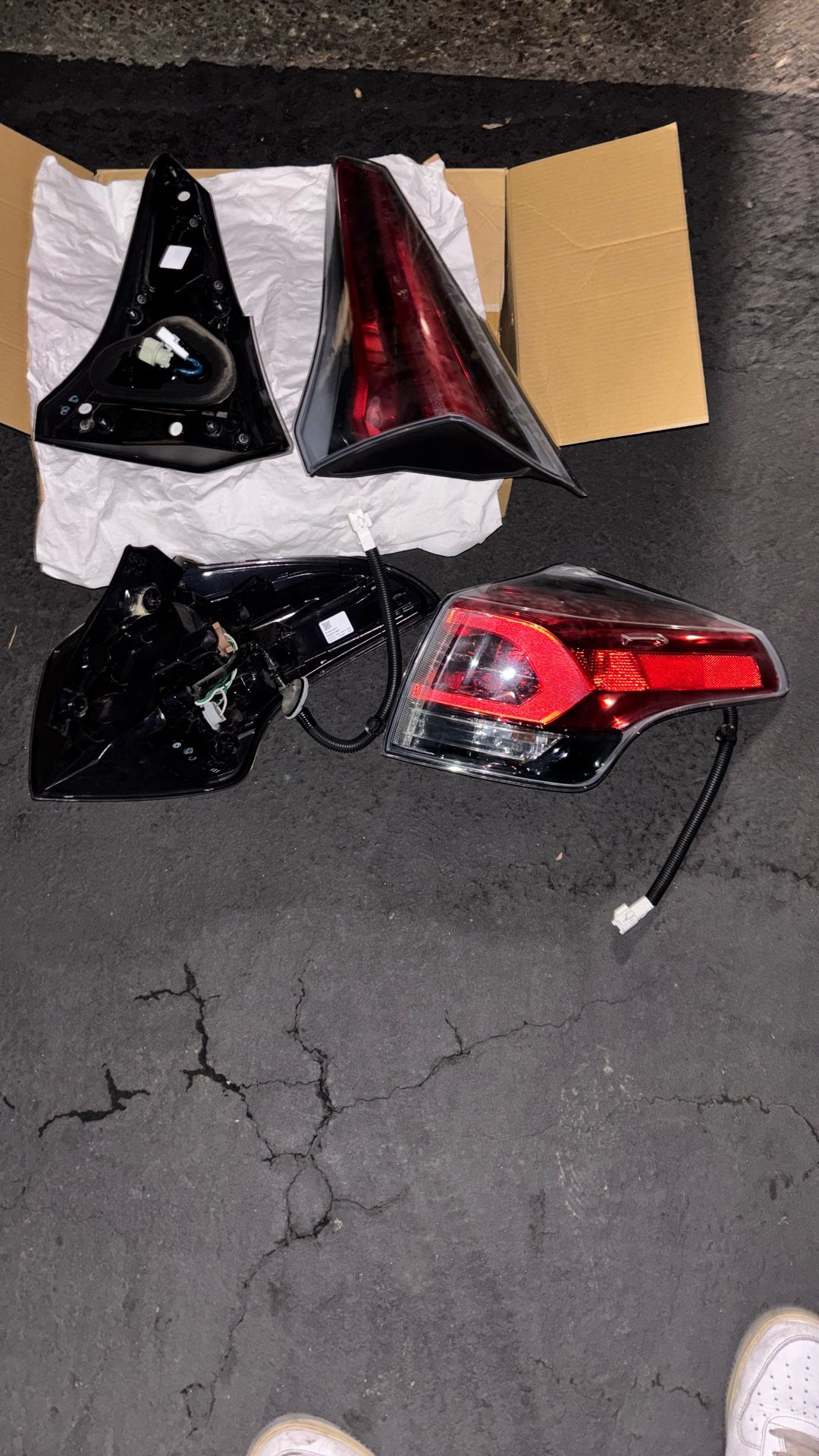 2013-2017 Toyota Rav 4 Tail Lights