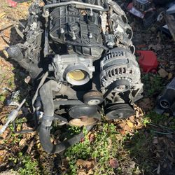 5.3 Chevy Engine And Transmission  Pls Read Ad 