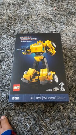 Bumblebee Lego set