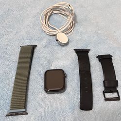 Apple Watch Series 7 – Stainless Steel Graphite 45mm  – Excellent Condition!