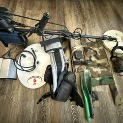 Minelab GPX 4500 Metal / Gold Detector 