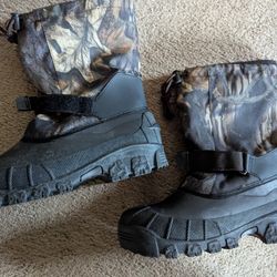 Men's 8 Ozark Trail Boots 