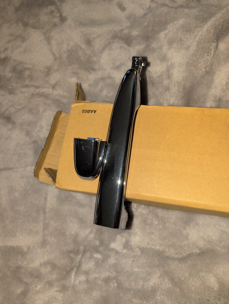 Passenger Side Door Handle 