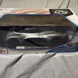 Diecast Model 1:18 2021 Aston Martin Valkyrie
