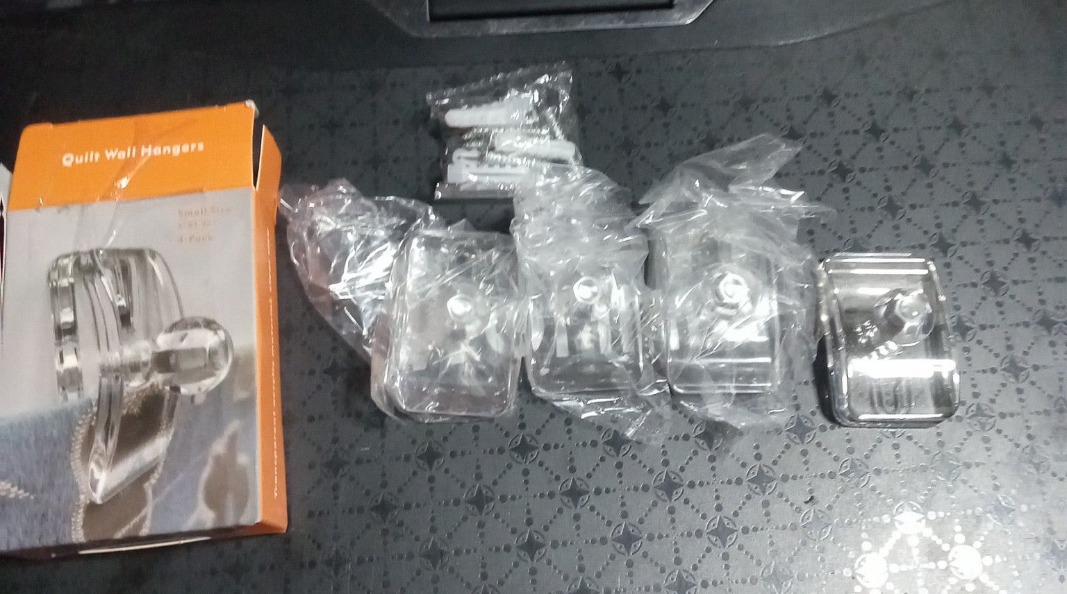 Four New Clear Quilt Or Blanket Wall Hangers 15 Firm