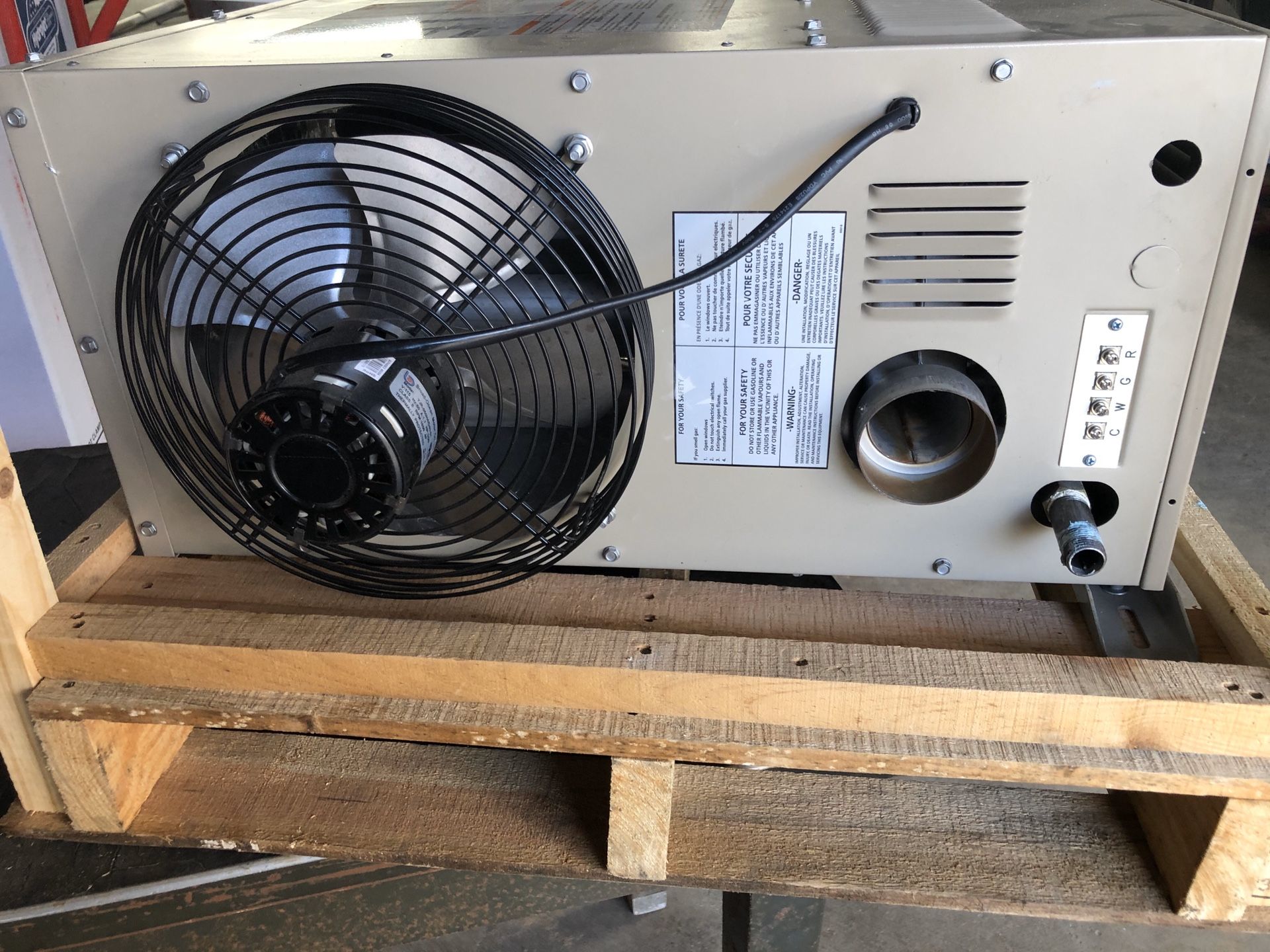 Big MAXX Mr. Heater 45,000 btu Gas Garage Heater for Sale in Marlboro