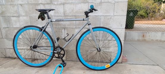 52 cm Fixxie Bike with Kryptonite U-Lock