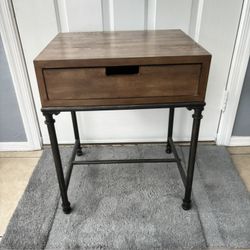 End table