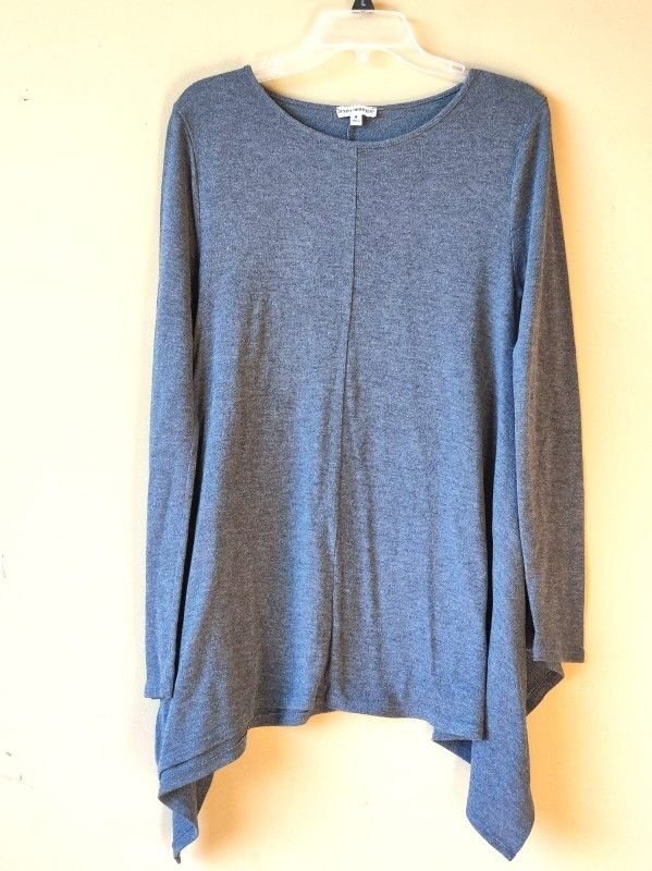 Zenana Outfitters 's Long Sleeve Shirt/ Top/ Tunic Size Women's Size M/ Medium