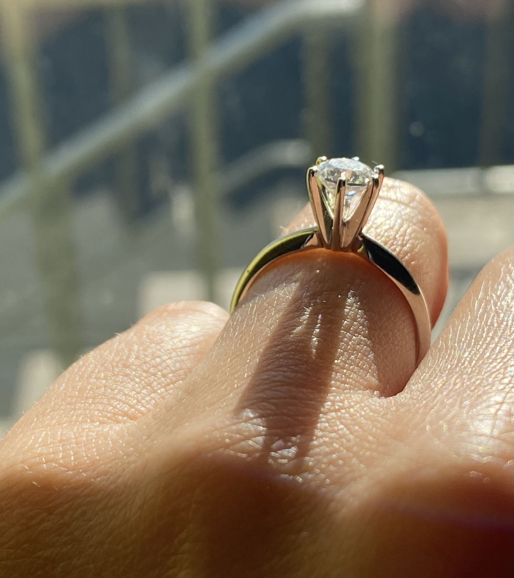 Engagement Ring With Guard Band