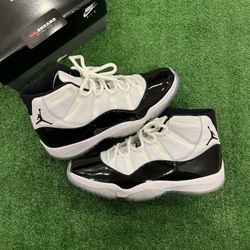 Jordan 11 Conccord (sz 12)