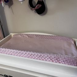 Lancaster changing Table TOP and Changing Pad 