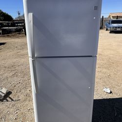 Refrigerator Kenmore