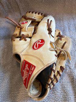 Rawlings Baseball Glove