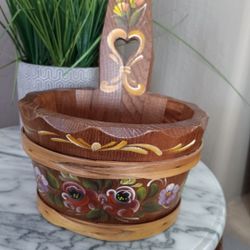 $22 Vintage Wooden Folk Art Tole Painted Floral Wall Planter/Wall Bucket/Wall Decor 1960's
