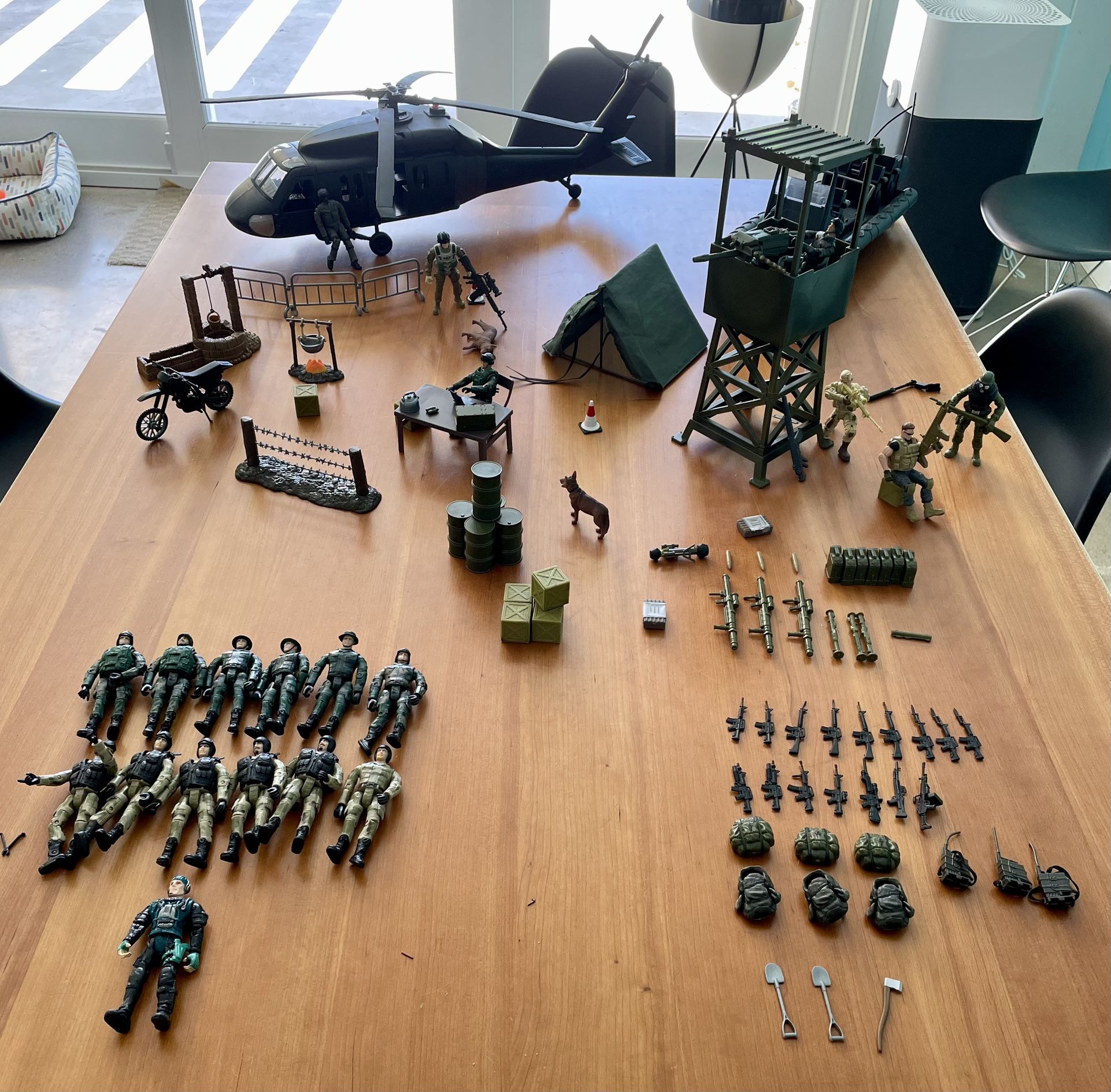 Large Lot Of Army Action Figures + Vehicles