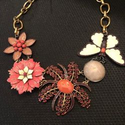 Rare Stella & Dot Garden Party Necklace- RETIRED #34