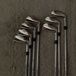 Titleist 690.mb