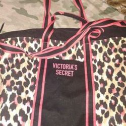 Victoria Secret Duffle Bag 