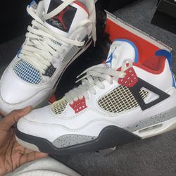 Air Jordan 4