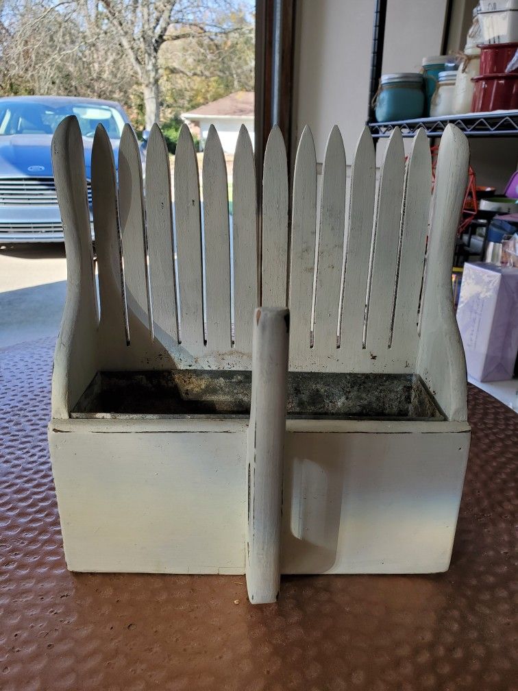 Farmhouse Style Succulent Or Plant Holder