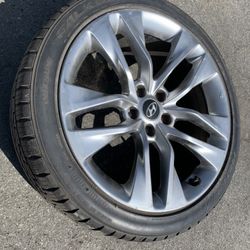 1 Only - 245/40r19 5x114.3 5x4.5 Stock Hyundai Genesis Wheel Rim Good 90% Treads Tire!!!