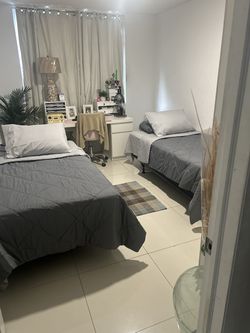 Twin mattresses and box springs