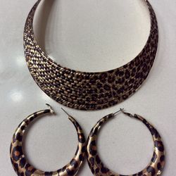 Leopard Print Choker Necklace And Hoop Earrings