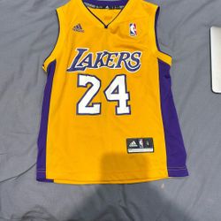 Kobe Bryant Lakers Jersey