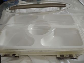 Core Kitchen 5-Section Rectangle Ice Snackle Box Container