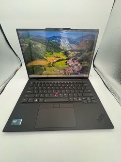 Lenovo ThinkPad x1 Carbon 12Gen i7 32GB 1TB - not negotiable