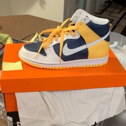 Nike Air Jordan Dunks