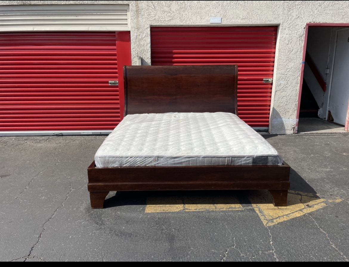 King Bed $380