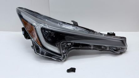 2024 2025 Toyota Corolla right passenger headlight original