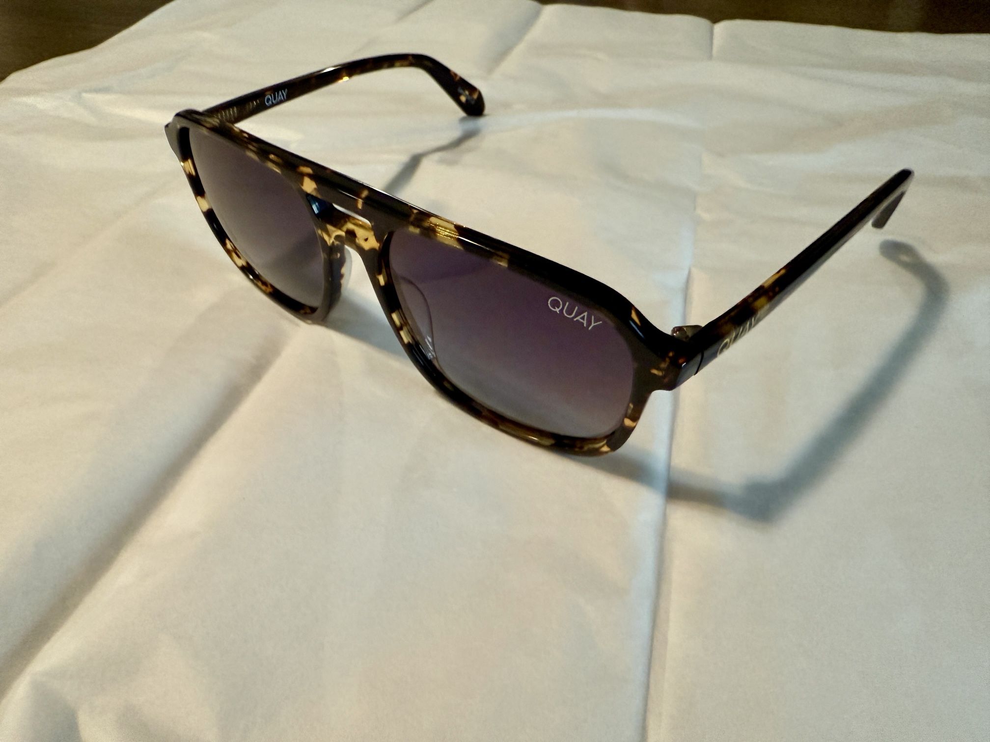 QUAY Sunglasses