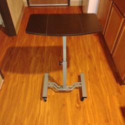 Wicked Awesome Adjustable Swivel Table (4ft Max Height)