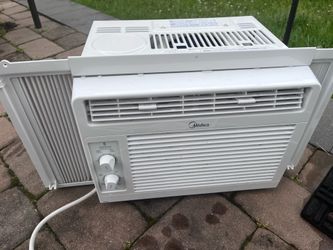 Window air conditioner- Media 5000 BTU