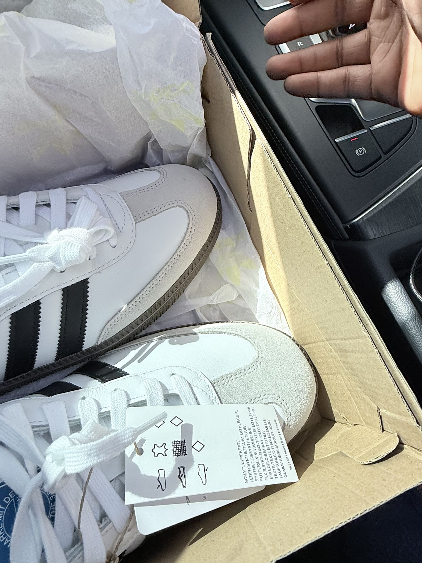 adidas samba men’s shoe.