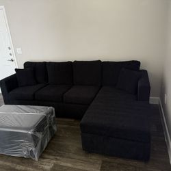 Brand New Black Sectionals With Free Ottoman In Stock 