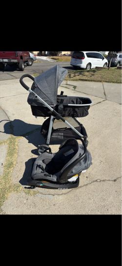 Evenflo Omni Plus Travel System with Infant Car Seat