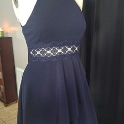 Very Nice Dress - Homecoming or Summer Dress - Size 5   Color: Blue