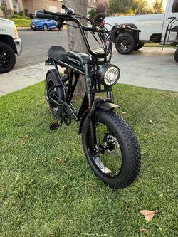 Brand new AKEZ e-bike