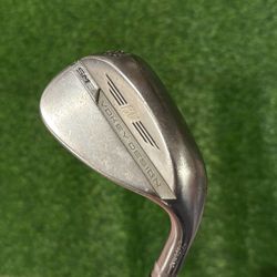 54° Titleist Wedge