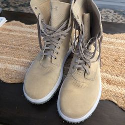 Under Armour (contact info removed)-200 Suede Michelin Wild Gripper Hiking Men's Size 9 Shoes