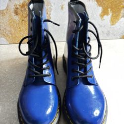 Dr. Martens 1460 Blue Patent Lamper Boots - 7-Eye - Excellent Condition - Size