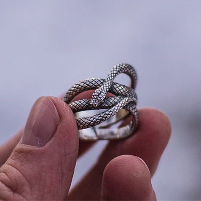 Trendy Multi Layer Snake Vintage Carved Silver Fashion Ring for Women, L376
 
  