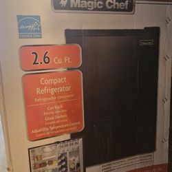 Magic Chef 2.6 Mini Frig