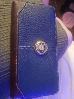 Dooney & Bourke