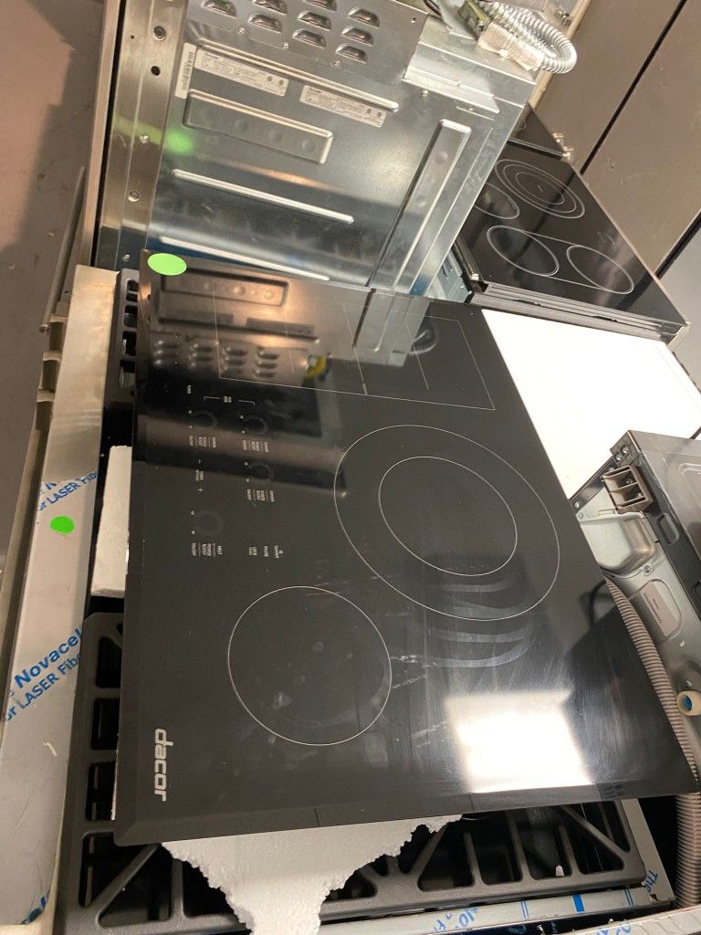 Dacor Induction Cooktop 30