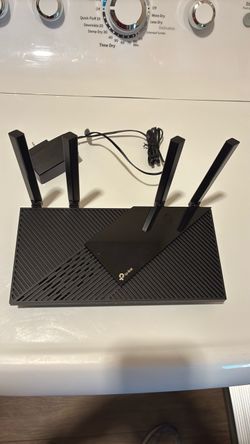 TP-Link WiFi Router with 4 Antennas